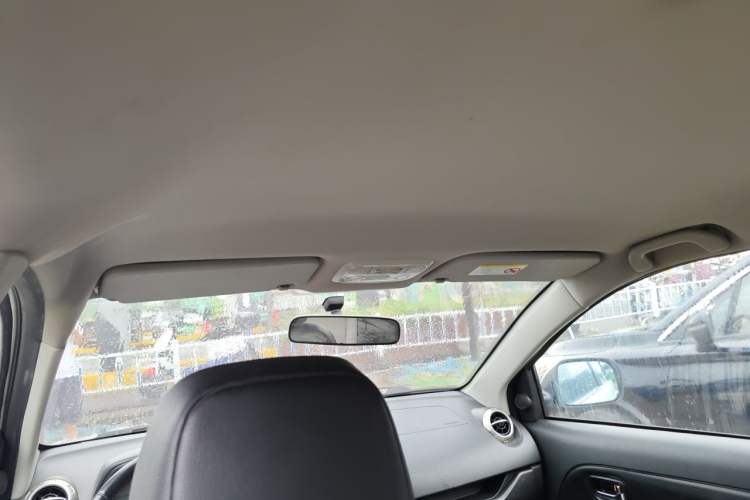 Used Great Wall M4 2014 1.5L Manual Luxury Model Headliner