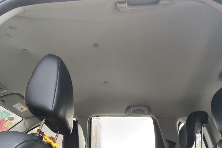 Used Great Wall M4 2014 1.5L Manual Luxury Model Headliner
