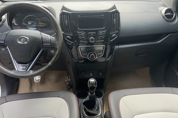 Used Great Wall M4 2014 1.5L Manual Comfort Model Interior 3