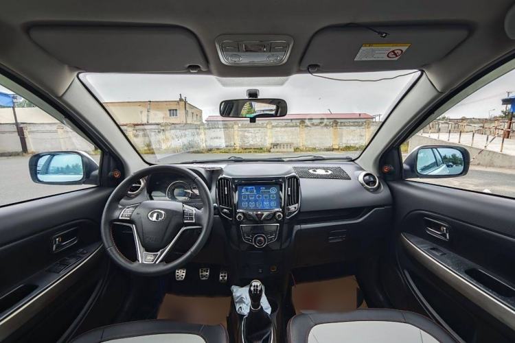 Used Great Wall M4 2014 1.5L Manual Comfort Model Interior 3