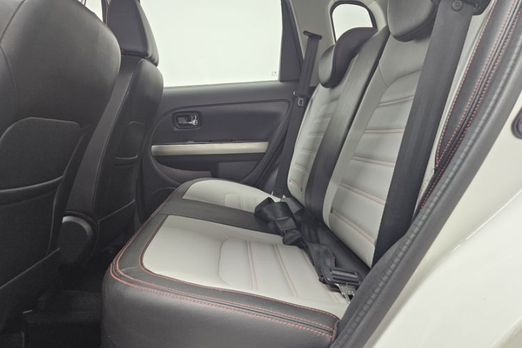 Used Great Wall M4 2014 1.5L Manual Comfort Model Interior 3