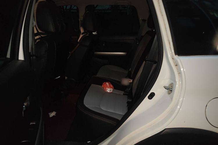 Used Great Wall M4 2014 1.5L Manual Comfort Model Interior 4