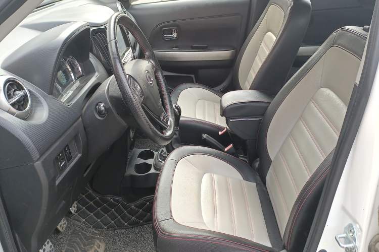 Used Great Wall M4 2014 1.5L Manual Luxury Model Left Front Seat
