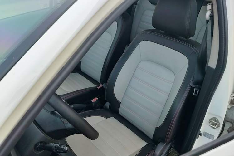Used Great Wall M4 2014 1.5L Manual Luxury Model Left Front Seat