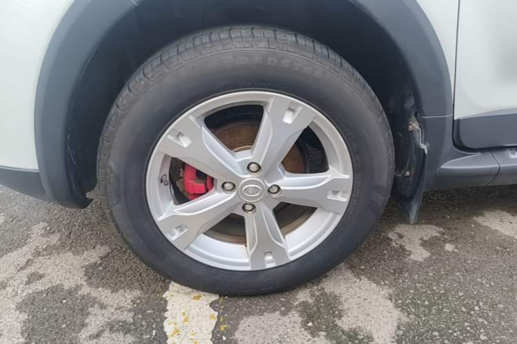 Used Great Wall M4 2014 1.5L Manual Comfort Model Left Front Wheel Hub