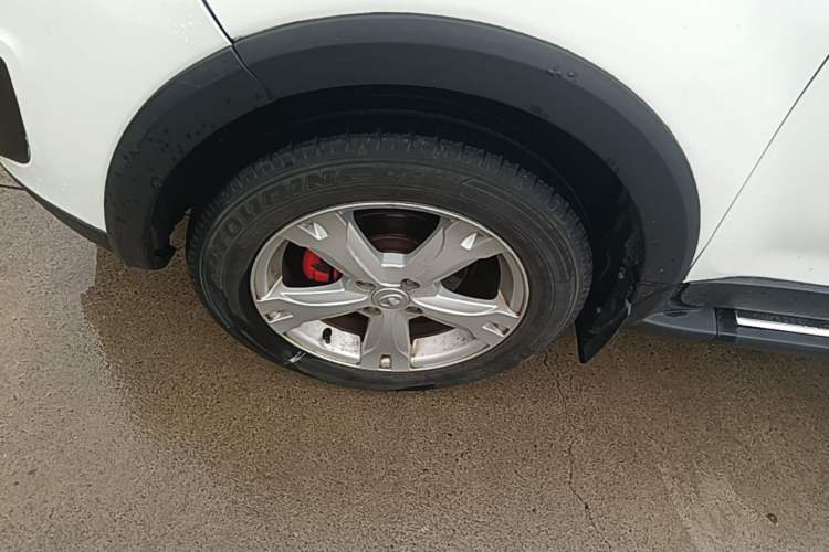 Used Great Wall M4 2014 1.5L Manual Luxury Model Left Front Wheel Hub