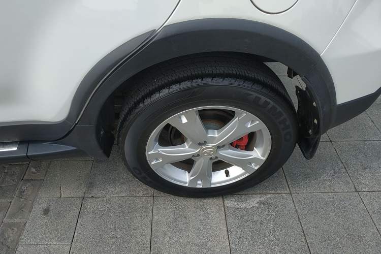 Used Great Wall M4 2014 1.5L Manual Comfort Model Left Rear Wheel Hub