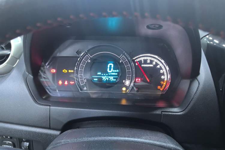 Used Great Wall M4 2014 1.5L Manual Comfort Model Odometer Close Up