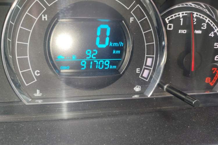 Used Great Wall M4 2014 1.5L Manual Comfort Model Odometer Close Up