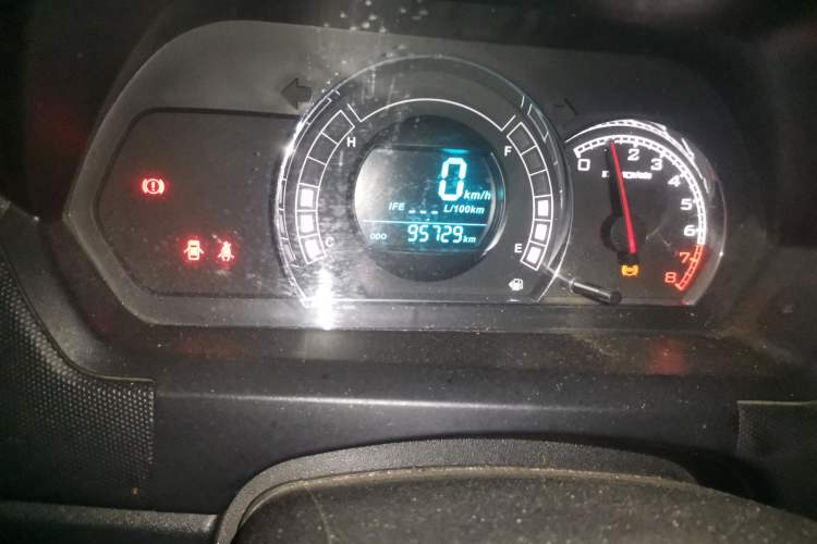 Used Great Wall M4 2014 1.5L Manual Comfort Model Odometer Close Up