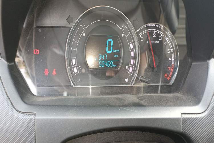 Used Great Wall M4 2014 1.5L Manual Luxury Model Odometer Close Up