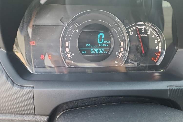 Used Great Wall M4 2014 1.5L Manual Comfort Model Odometer Close Up