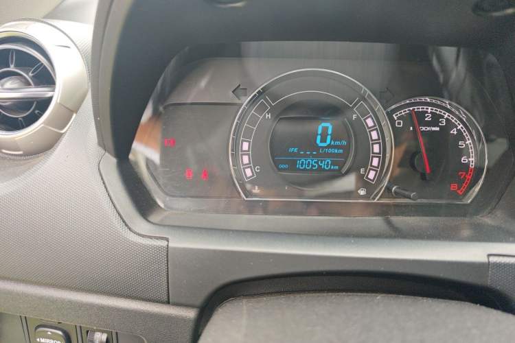 Used Great Wall M4 2014 1.5L Manual Comfort Model Odometer Close Up