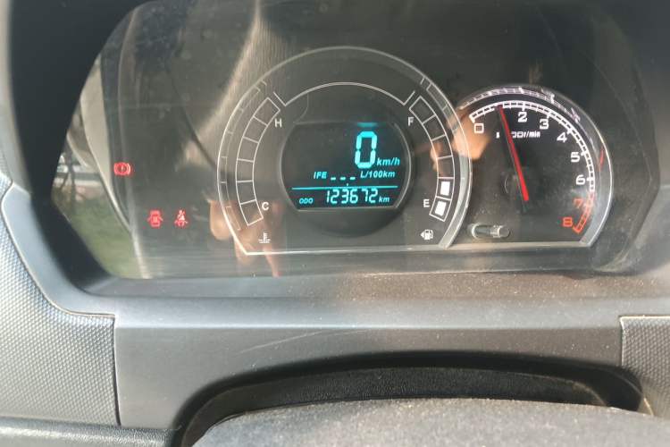 Used Great Wall M4 2014 1.5L Manual Comfort Model Odometer Close Up