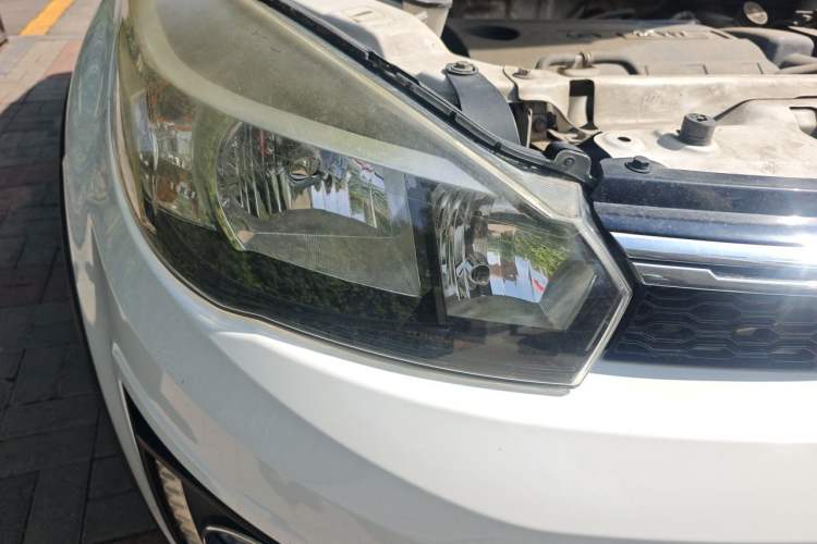 Used Great Wall M4 2014 1.5L Manual Comfort Model Right Front Headlight