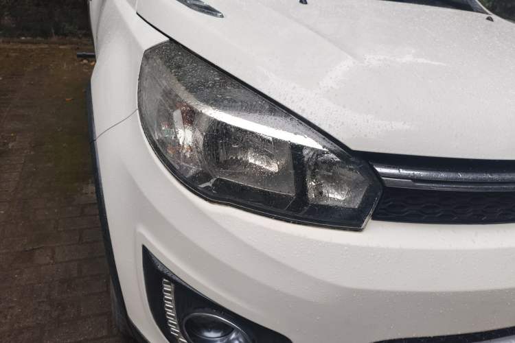 Used Great Wall M4 2014 1.5L Manual Luxury Model Right Front Headlight