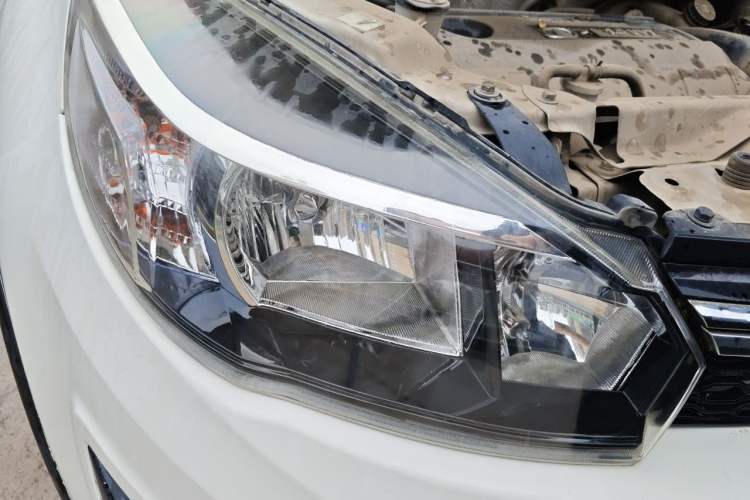 Used Great Wall M4 2014 1.5L Manual Luxury Model Right Front Headlight