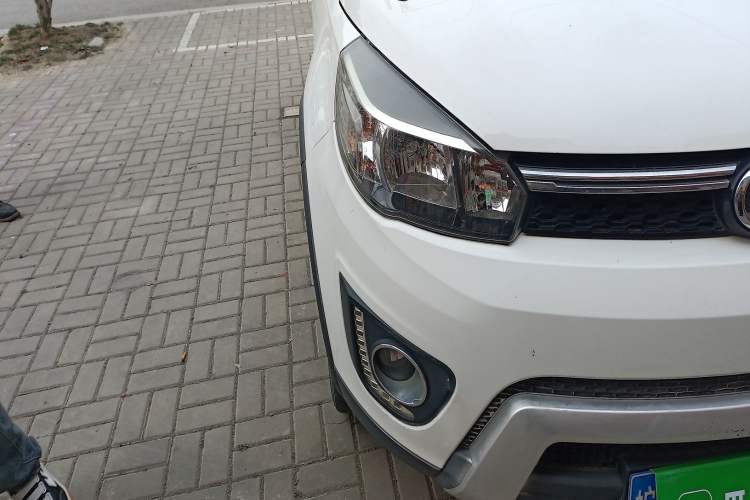 Used Great Wall M4 2014 1.5L Manual Luxury Model Right Front Headlight