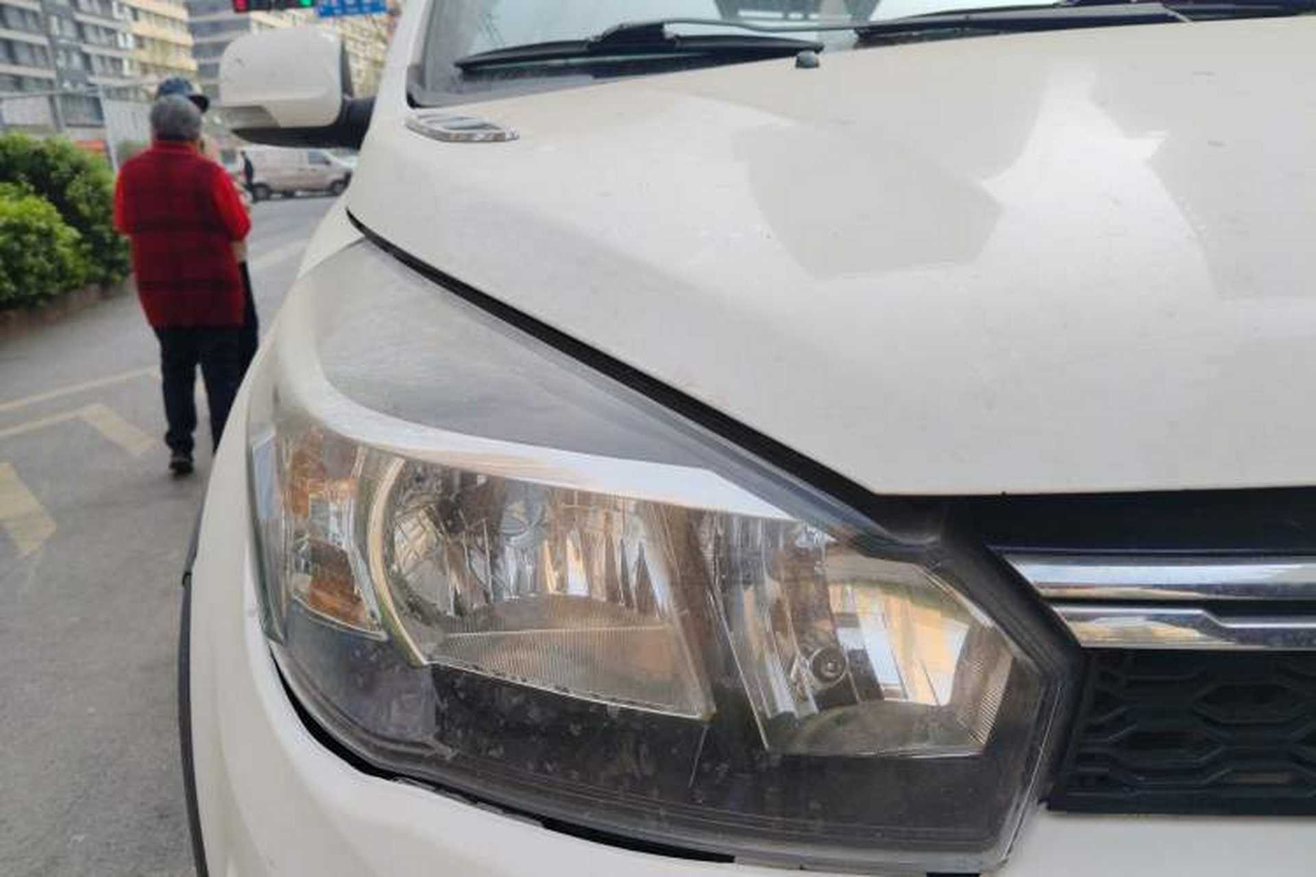 Used Great Wall M4 2014 1.5L Manual Luxury Model Right Front Headlight
