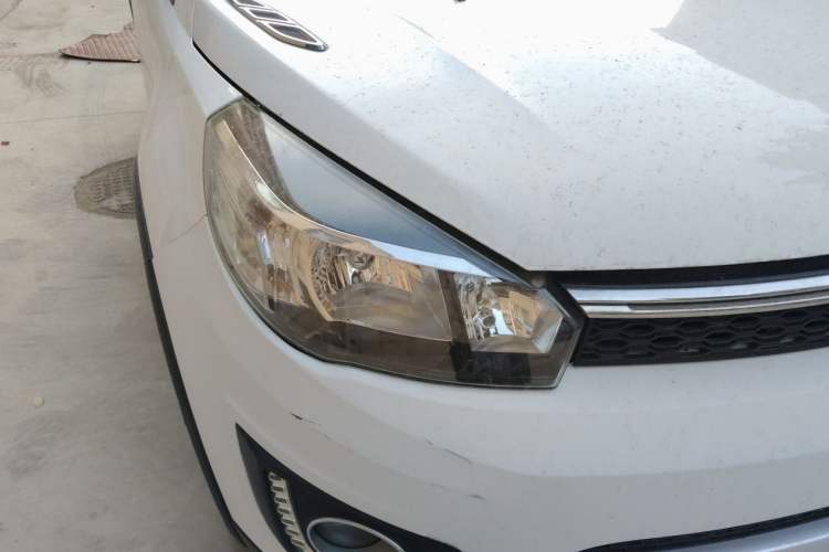Used Great Wall M4 2014 1.5L Manual Comfort Model Right Front Headlight