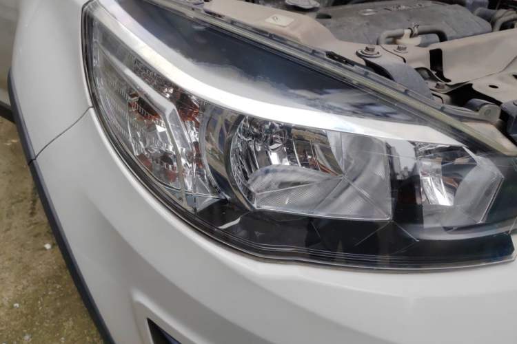 Used Great Wall M4 2014 1.5L Manual Luxury Model Right Front Headlight