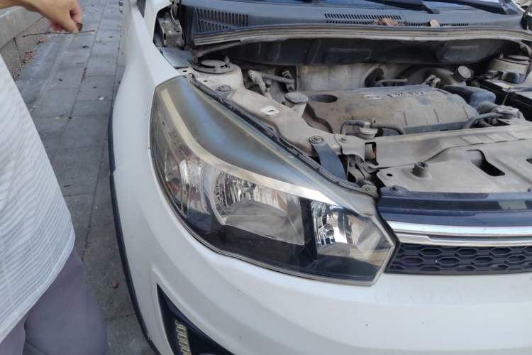 Used Great Wall M4 2014 1.5L Manual Luxury Model Right Front Headlight