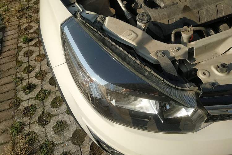 Used Great Wall M4 2014 1.5L Manual Luxury Model Right Front Headlight