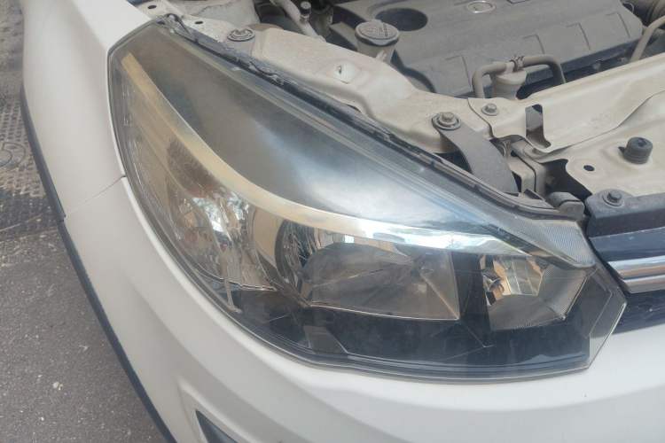Used Great Wall M4 2014 1.5L Manual Luxury Model Right Front Headlight