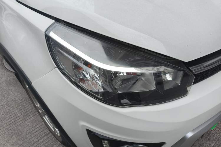 Used Great Wall M4 2014 1.5L Manual Comfort Model Right Front Headlight