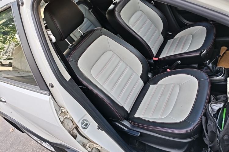 Used Great Wall M4 2014 1.5L Manual Comfort Model Right Front Seat