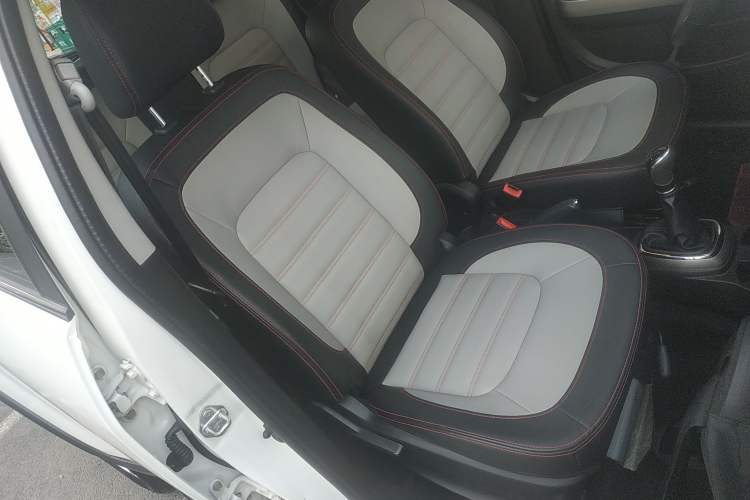 Used Great Wall M4 2014 1.5L Manual Luxury Model Right Front Seat