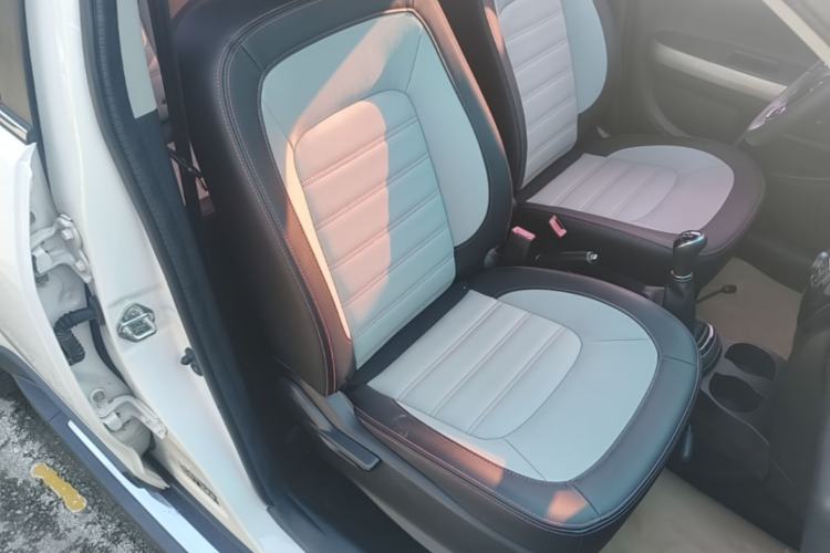 Used Great Wall M4 2014 1.5L Manual Comfort Model Right Front Seat