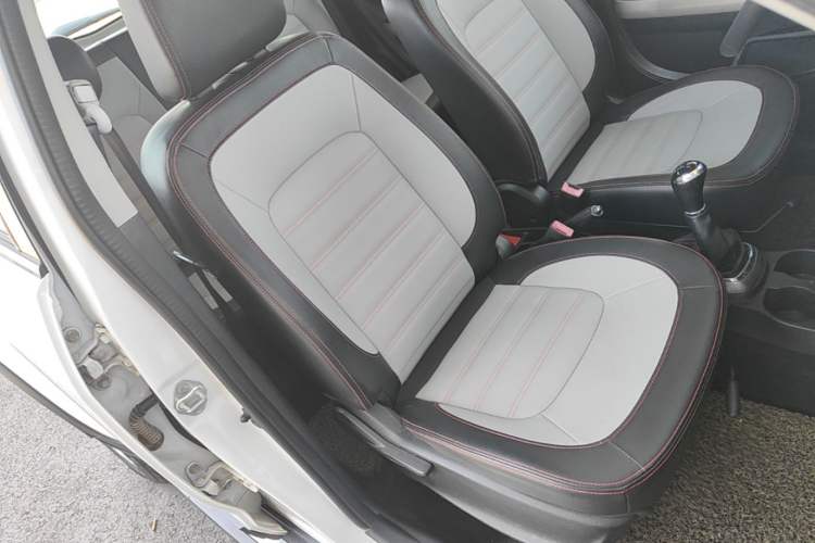 Used Great Wall M4 2014 1.5L Manual Comfort Model Right Front Seat