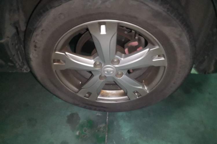 Used Great Wall M4 2014 1.5L Manual Comfort Model Right Front Wheel Hub