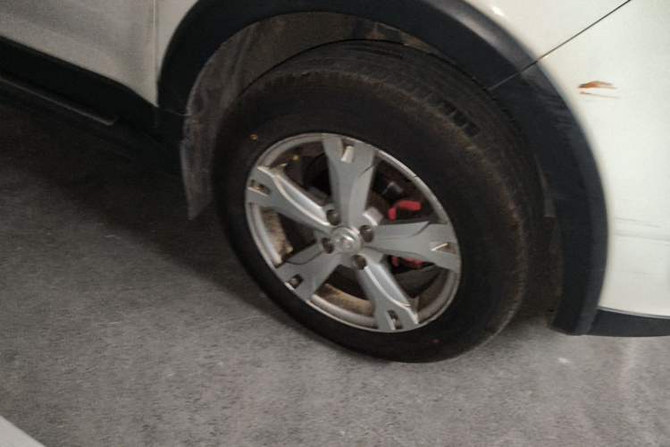 Used Great Wall M4 2014 1.5L Manual Comfort Model Right Front Wheel Hub
