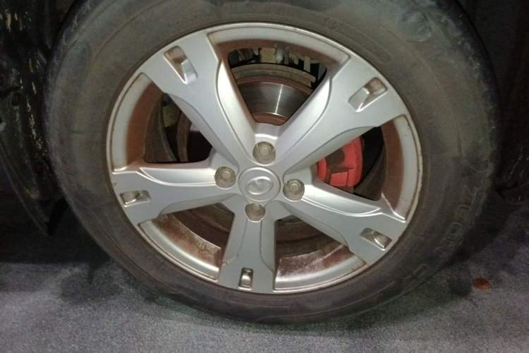 Used Great Wall M4 2014 1.5L Manual Comfort Model Right Front Wheel Hub