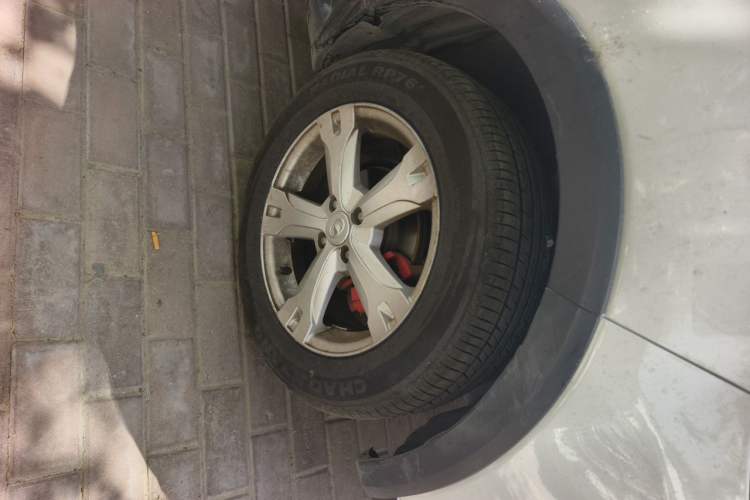 Used Great Wall M4 2014 1.5L Manual Comfort Model Right Front Wheel Hub