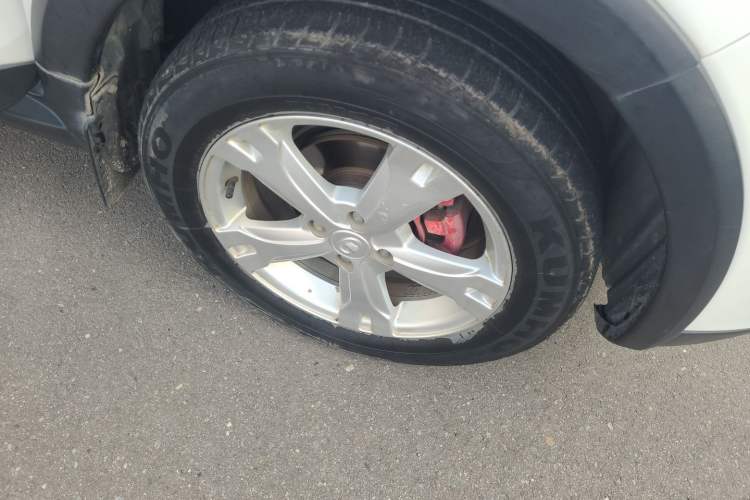 Used Great Wall M4 2014 1.5L Manual Comfort Model Right Front Wheel Hub
