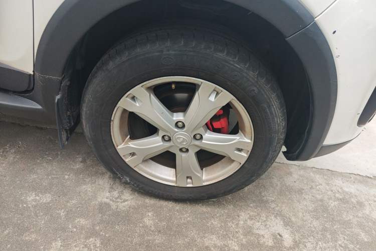 Used Great Wall M4 2014 1.5L Manual Comfort Model Right Front Wheel Hub