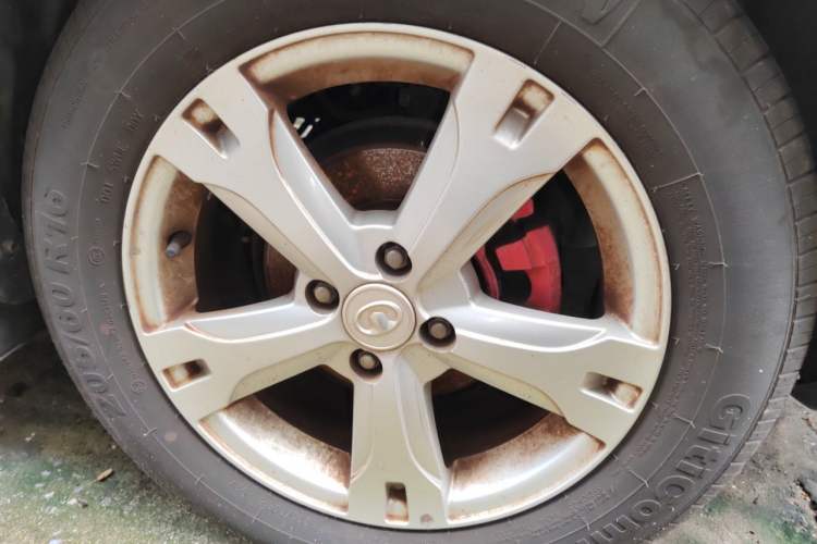 Used Great Wall M4 2014 1.5L Manual Luxury Model Right Front Wheel Hub