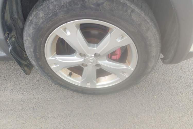Used Great Wall M4 2014 1.5L Manual Comfort Model Right Front Wheel Hub