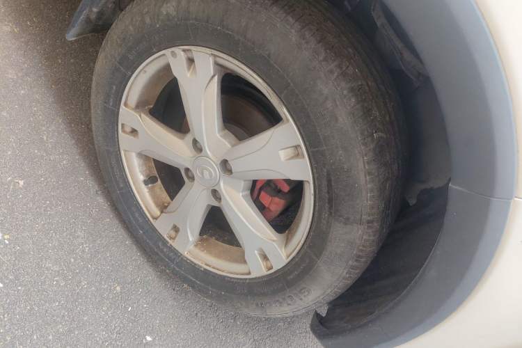 Used Great Wall M4 2014 1.5L Manual Luxury Model Right Front Wheel Hub