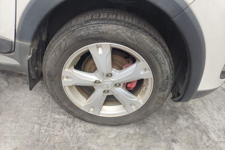 Used Great Wall M4 2014 1.5L Manual Comfort Model Right Front Wheel Hub