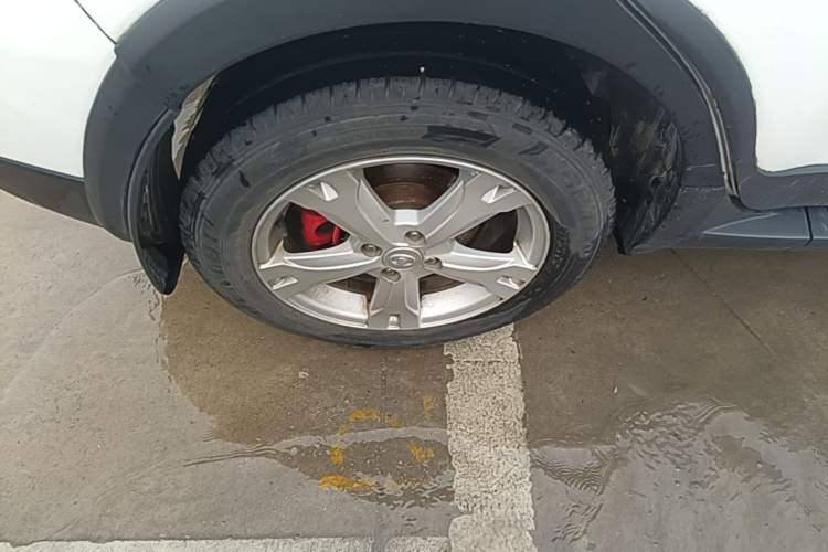 Used Great Wall M4 2014 1.5L Manual Luxury Model Right Rear Wheel Hub