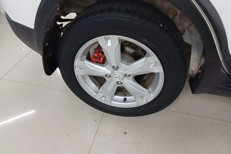 Used Great Wall M4 2014 1.5L Manual Luxury Model Right Rear Wheel Hub