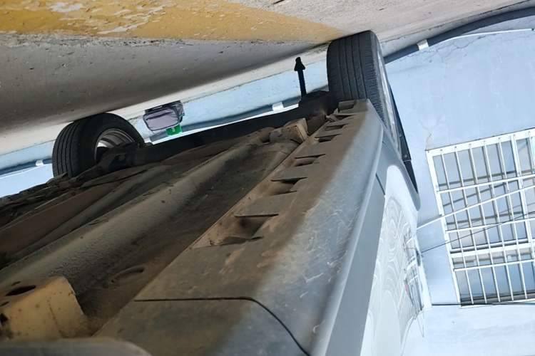 Used Great Wall M4 2014 1.5L Manual Luxury Model Right Side Sill