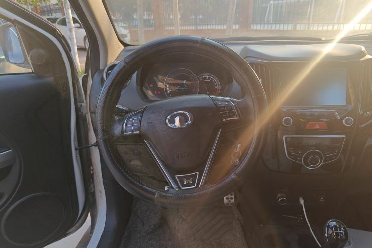Used Great Wall M4 2014 1.5L Manual Luxury Model Steering Wheel