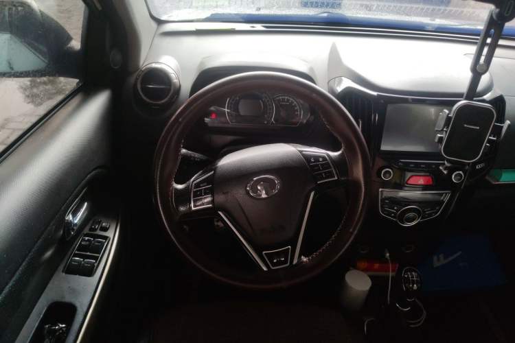 Used Great Wall M4 2014 1.5L Manual Luxury Model Steering Wheel