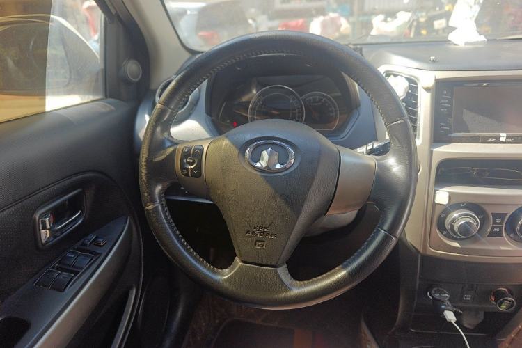 Used Great Wall M4 2014 1.5L Manual Luxury Model Steering Wheel