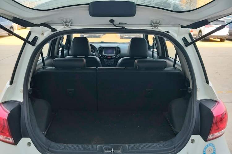 Used Great Wall M4 2014 1.5L Manual Luxury Model Trunk